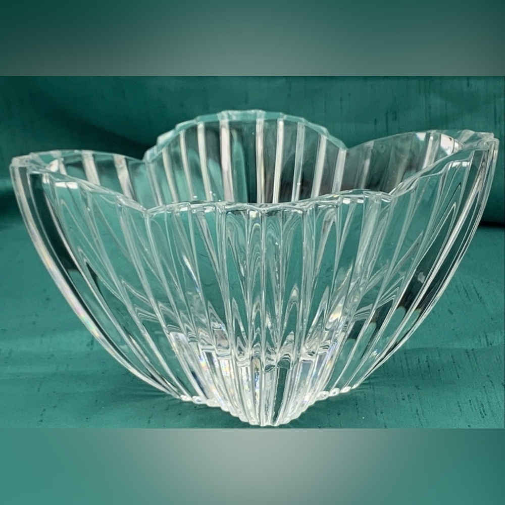 Vintage Crystal Glassware Mikasa Lydia Tulip Dish Elegant Home Decor Clear Glass - Picture 10 of 12